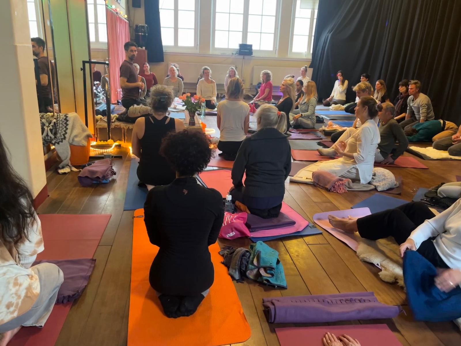 Kundalini Yoga with Wessel Walllert
